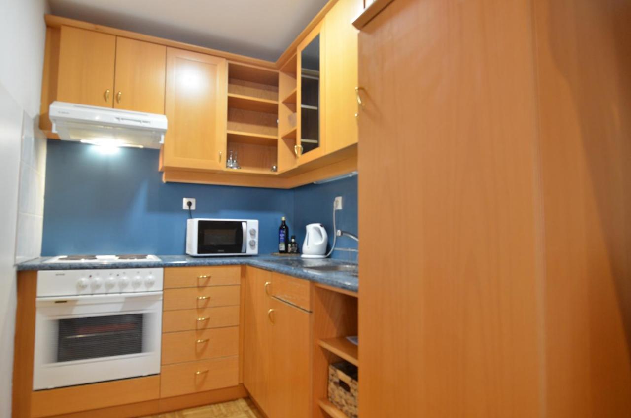 Apartments Vektor Vila Golf โรกัชกา สลาทินา ภายนอก รูปภาพ